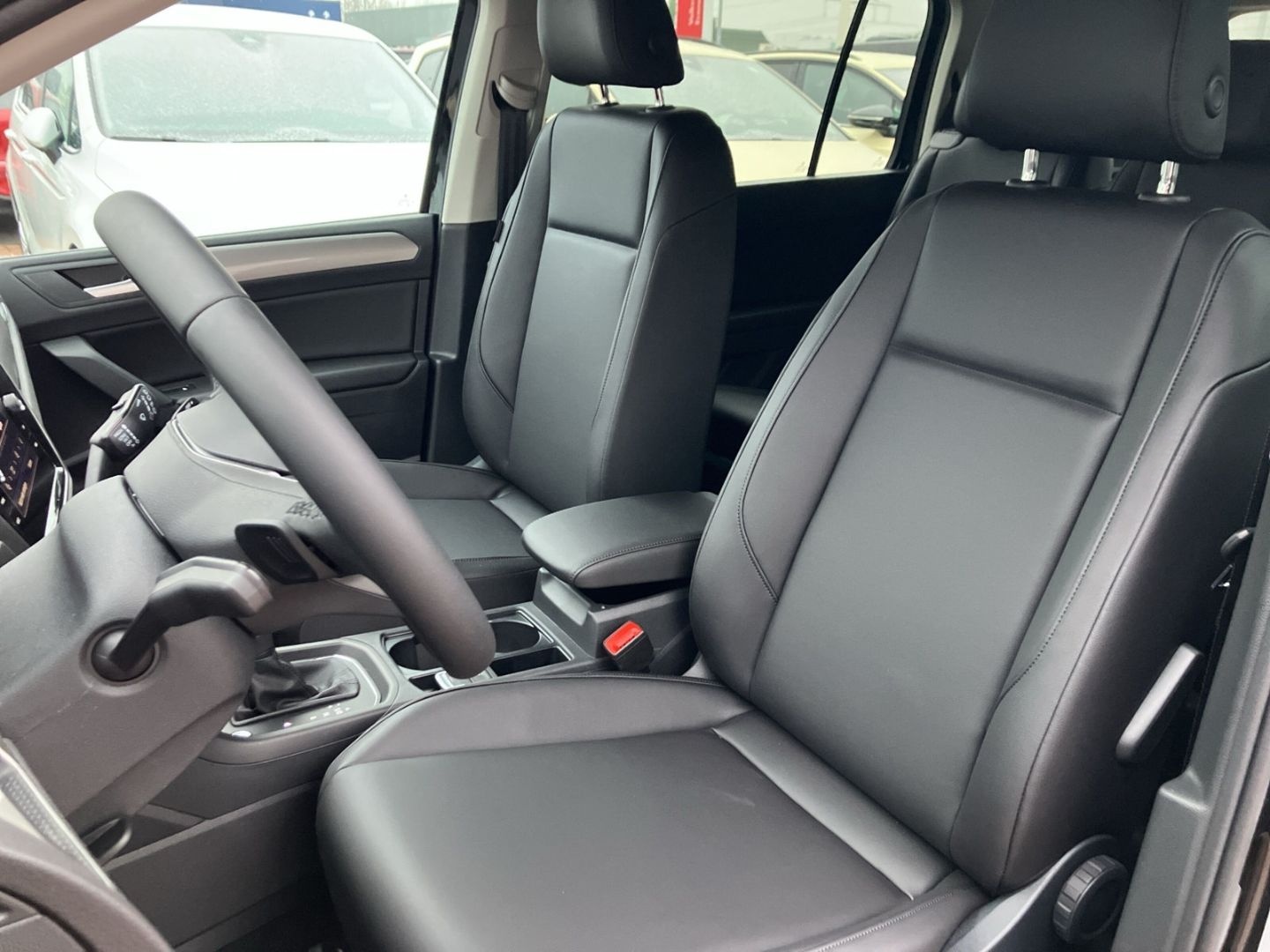 Volkswagen Touran TAXI / MIETWAGEN  schwarz metallic 2.0 TD foto 7