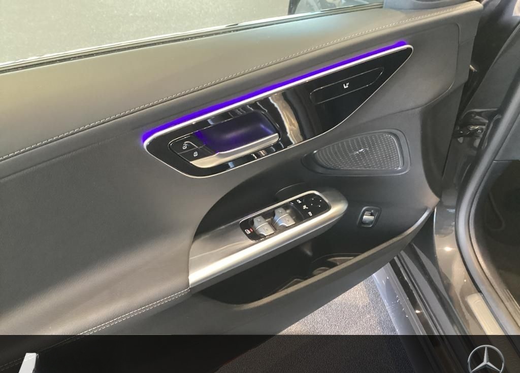 Mercedes-Benz C 200 T AMG+LED+AHK+DistronicNightPaket+Ambiente foto 6