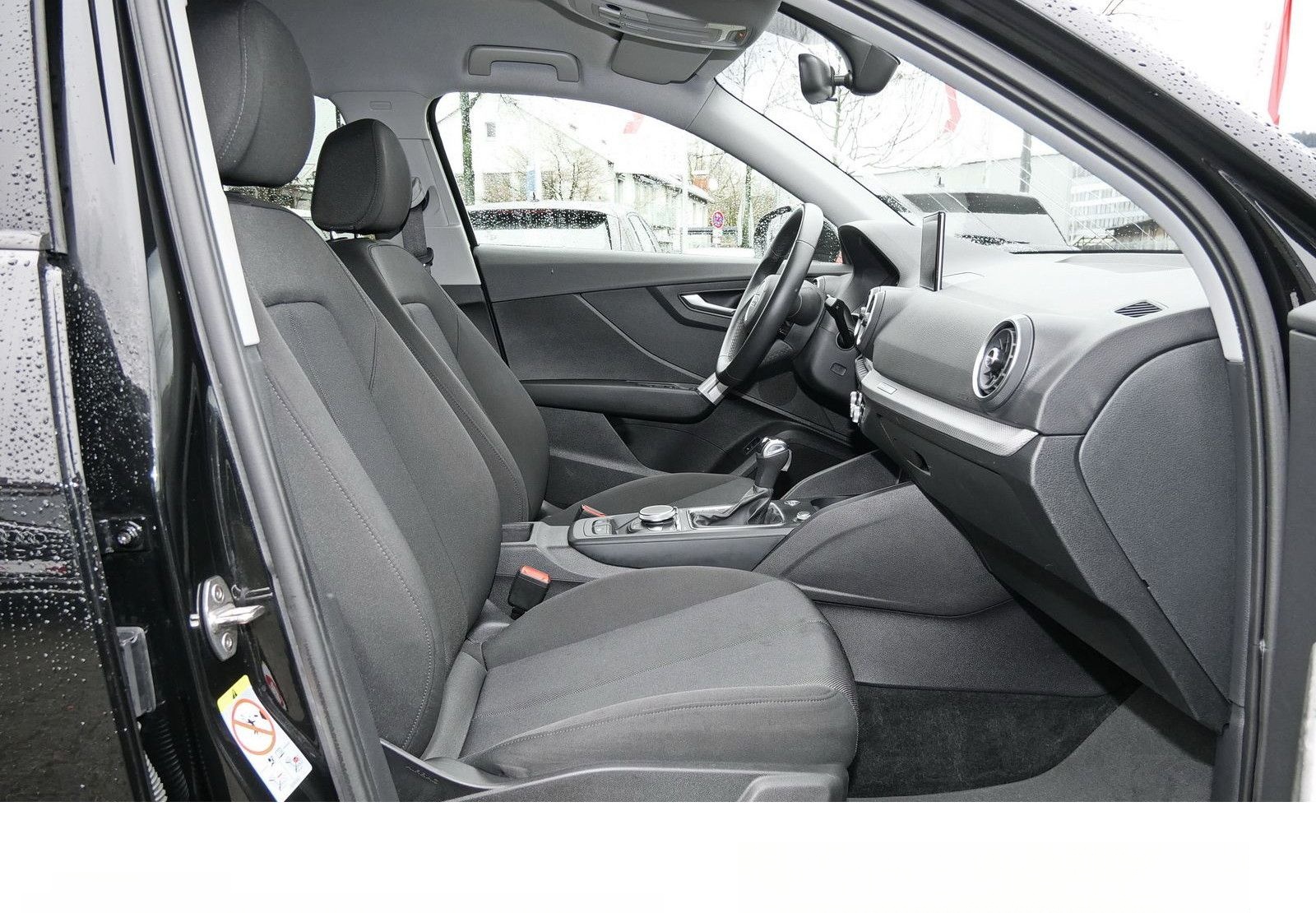 Audi Q2 35 TFSI LED Automatik Navi UVM foto 11