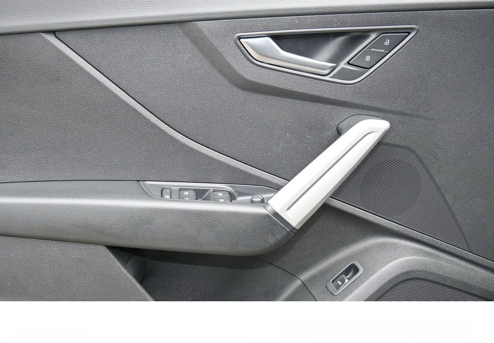 Audi Q2 35 TFSI LED Automatik Navi UVM foto 17