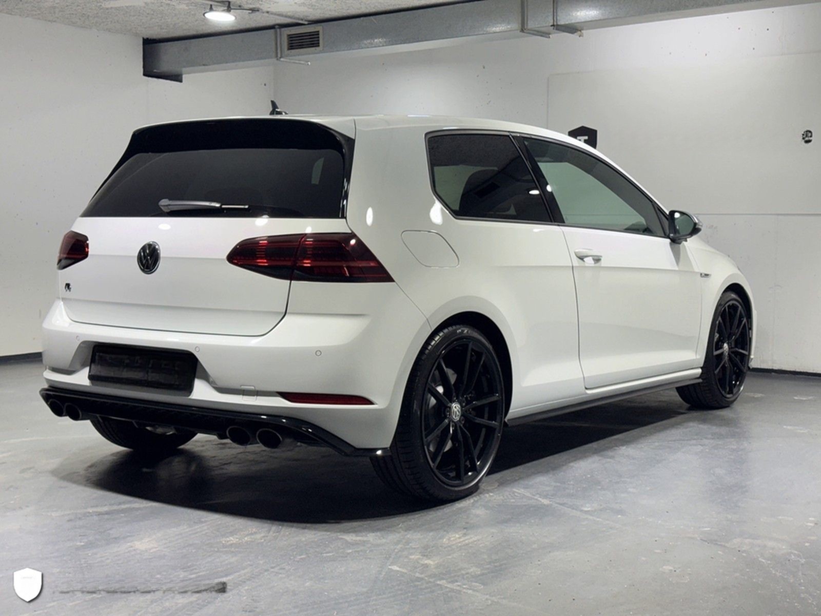 Volkswagen Golf VII 2.0 R 4Motion *LED*Leder*Navi*Schalter* foto 3