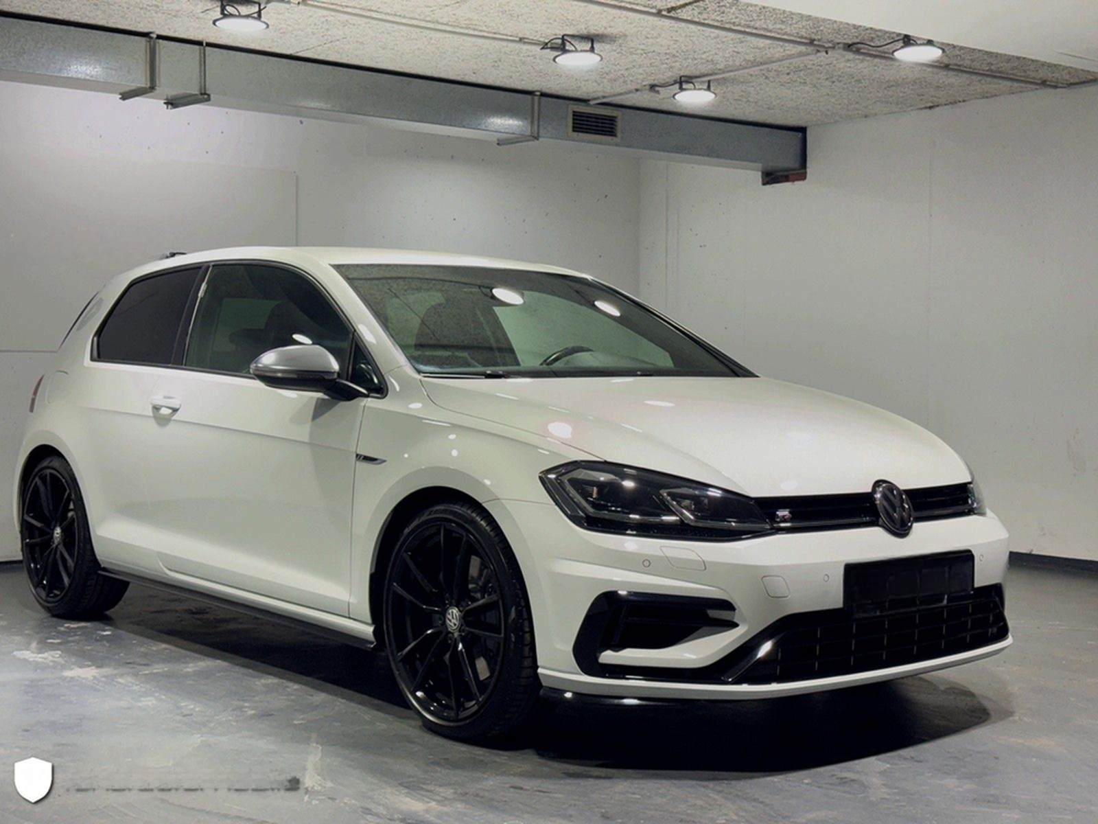 Volkswagen Golf VII 2.0 R 4Motion *LED*Leder*Navi*Schalter* foto 4