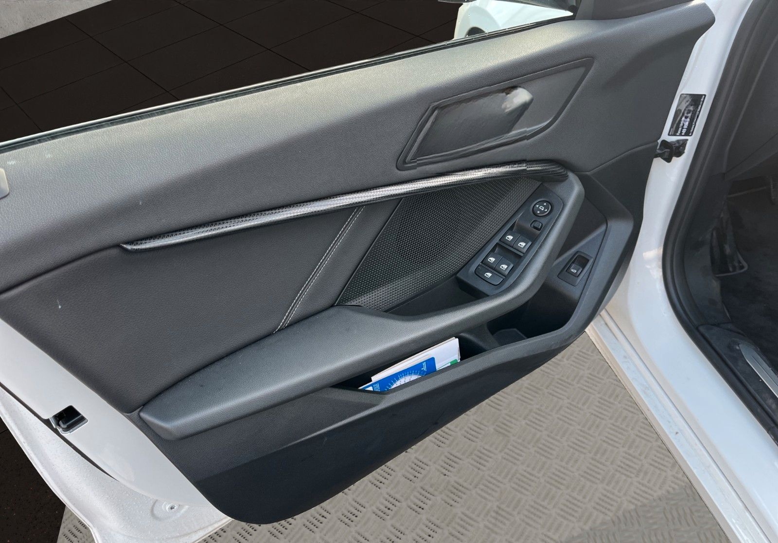 BMW 116 1 Limousine 116 i Sport Line+1 Hand+Scheckhe foto 10