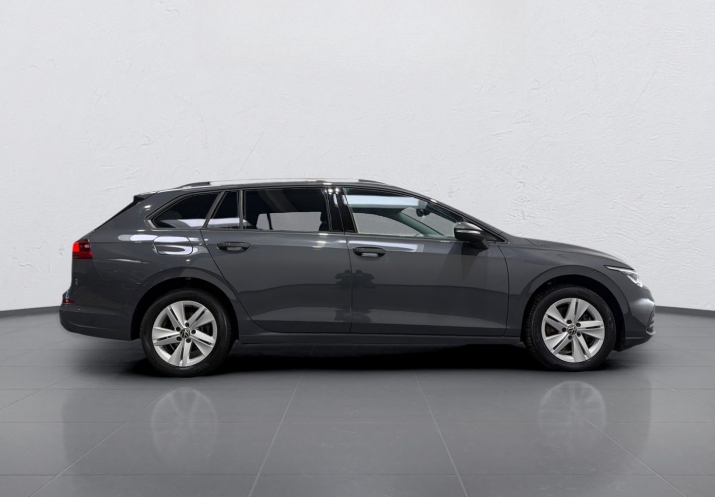Volkswagen Golf Variant 8 2.0 TDI DSG LIFE LED KAMERA NAVI  foto 6