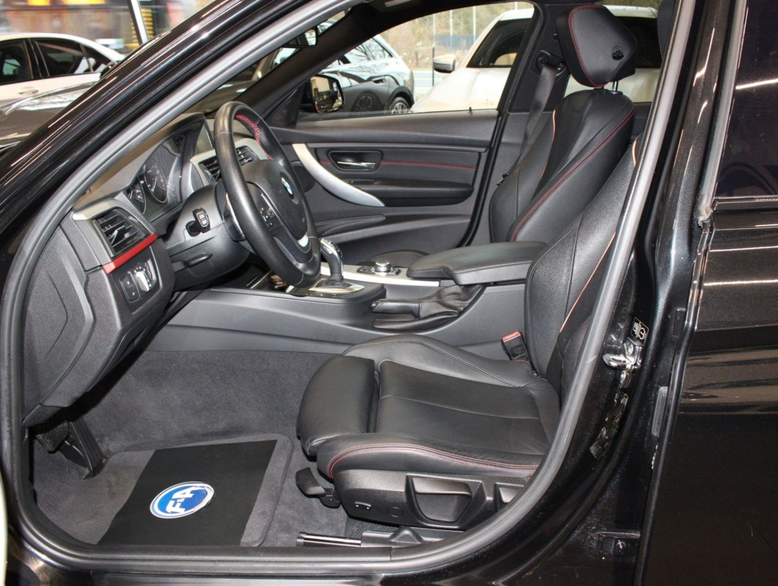 BMW 335i Sport Line*Head-UP*Bi-Xenon*GSD foto 12