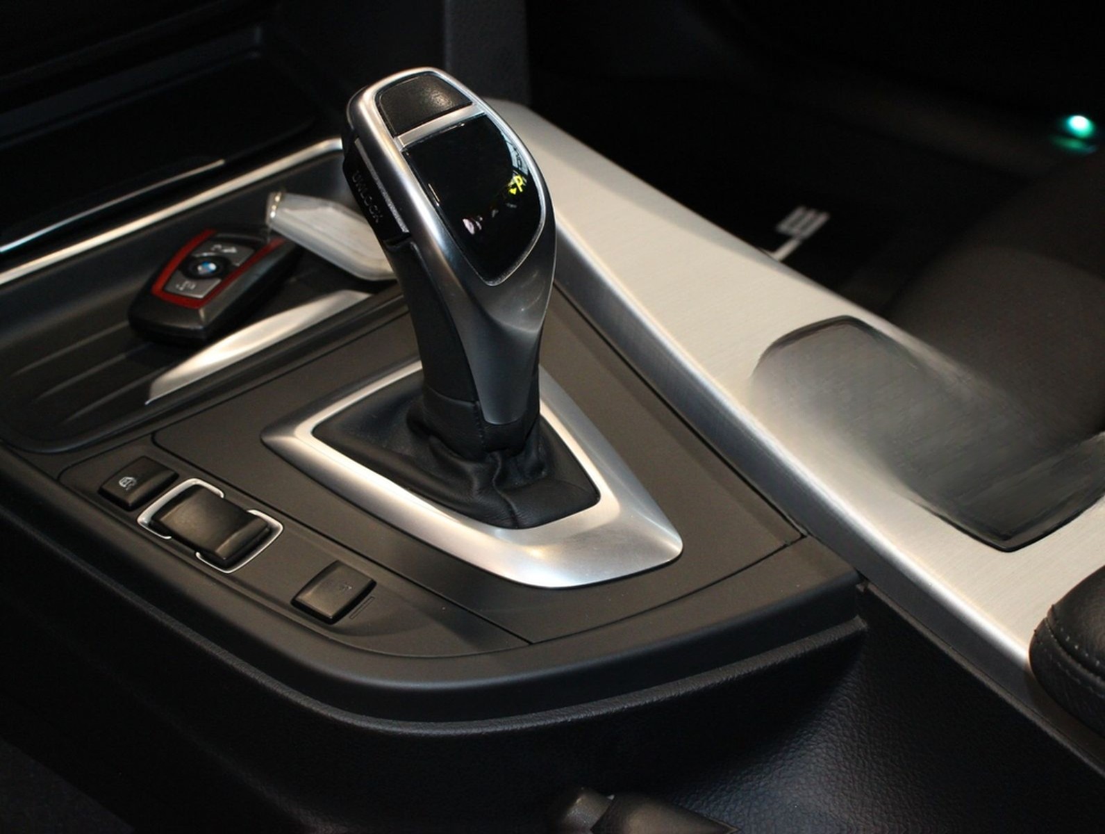BMW 335i Sport Line*Head-UP*Bi-Xenon*GSD foto 15
