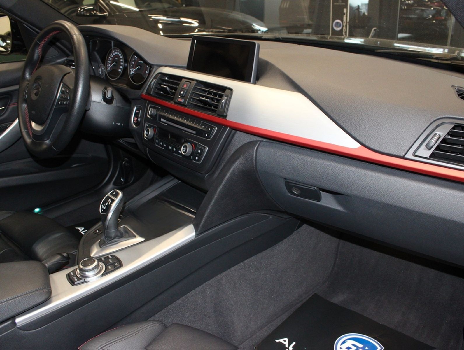 BMW 335i Sport Line*Head-UP*Bi-Xenon*GSD foto 10