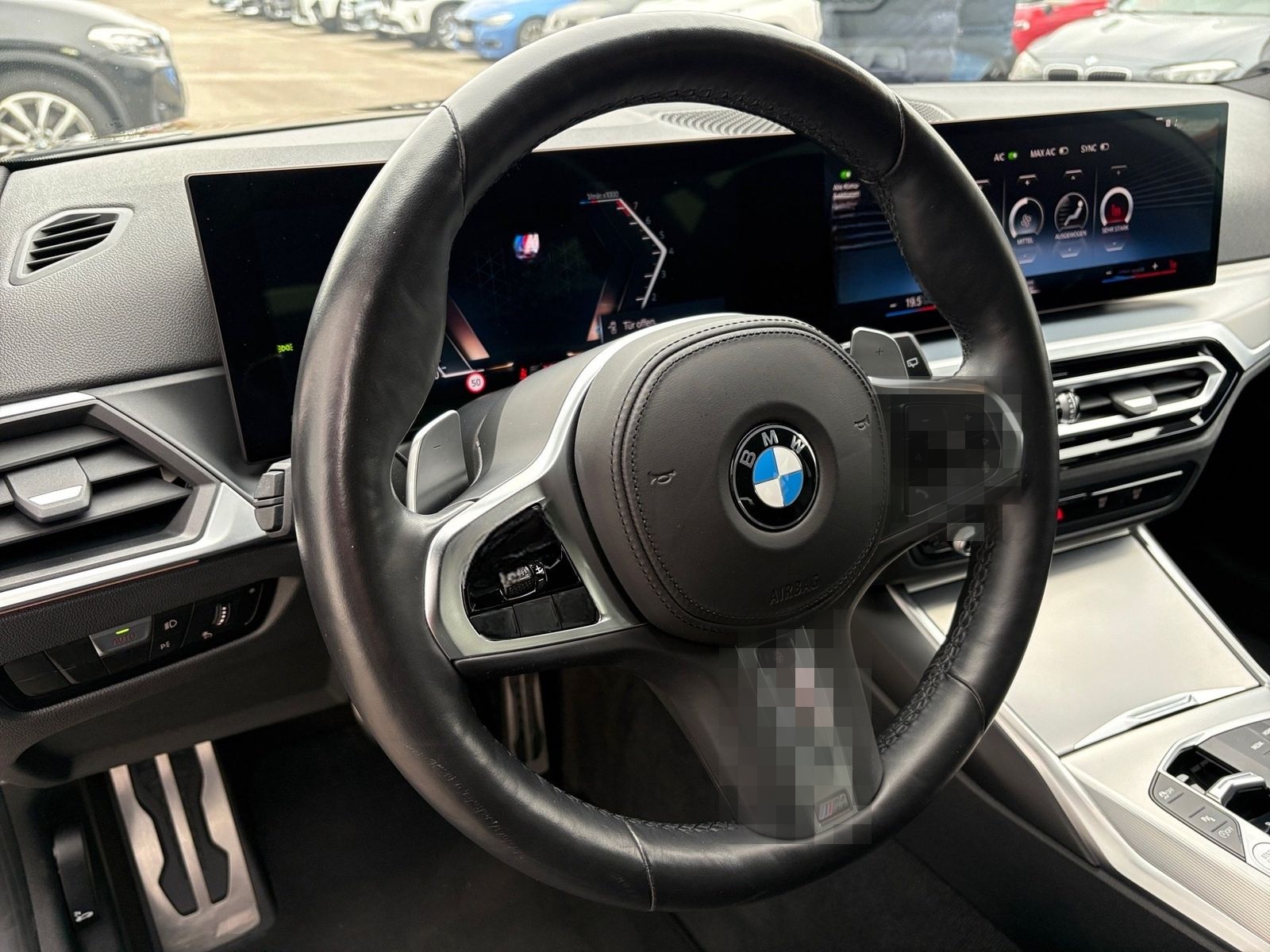 BMW 330i xDrive Touring M Sport DA Komfortzg HiFi LR foto 8