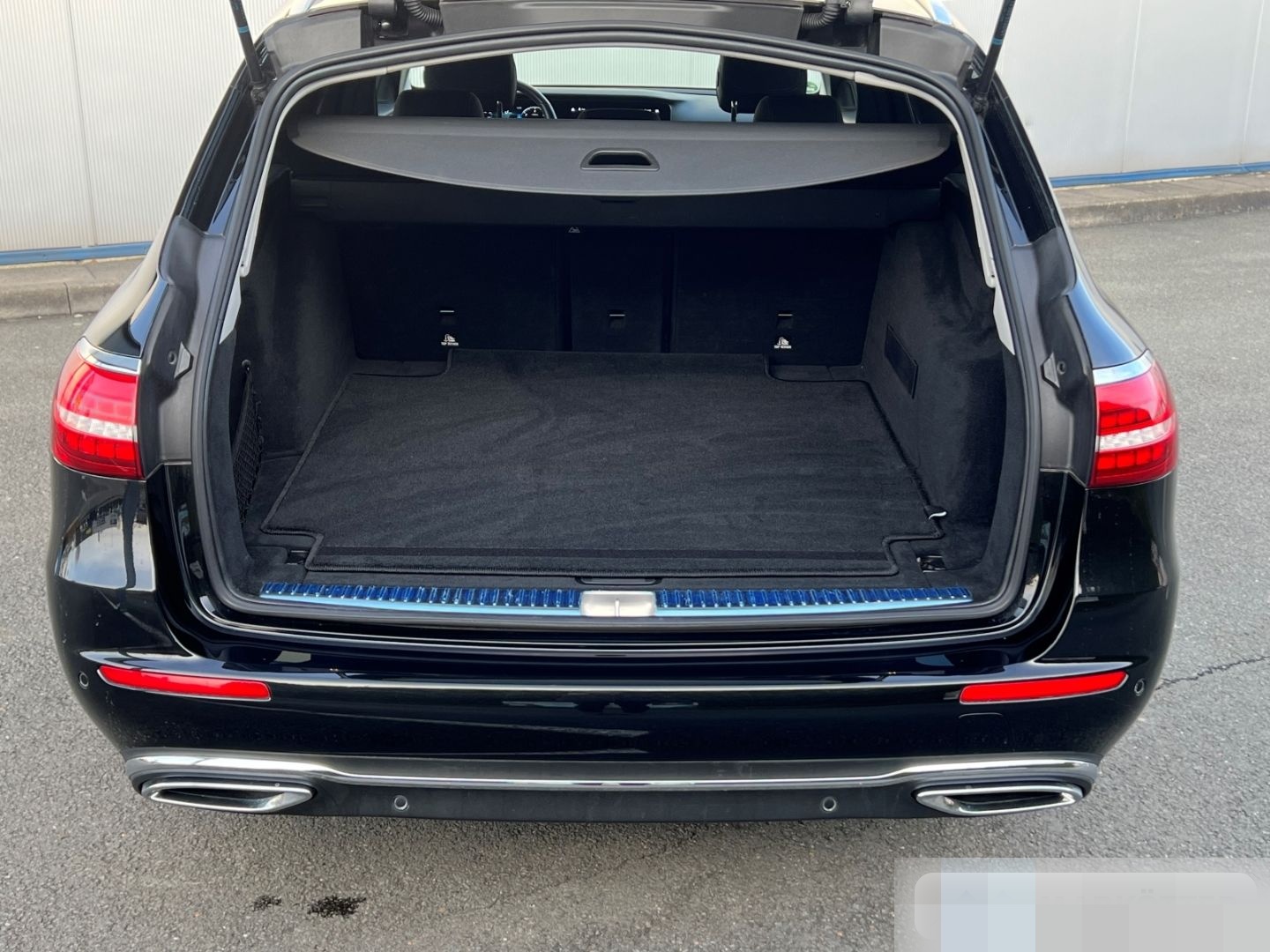 Mercedes-Benz E 400 d 4Matic ACC/360°/MBUX/Business/AHK/LED foto 6