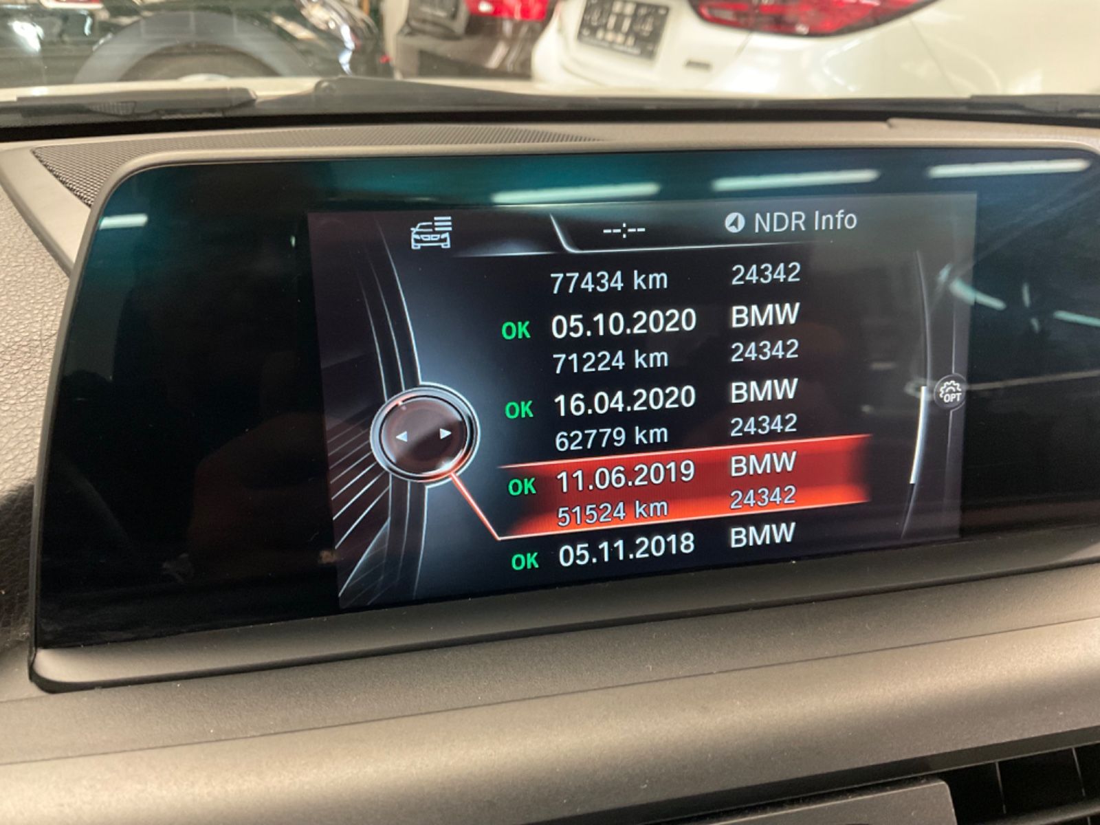 BMW 220 i Cabrio Aut. M Sport-Paket ,Xen,Navi,Leder foto 18