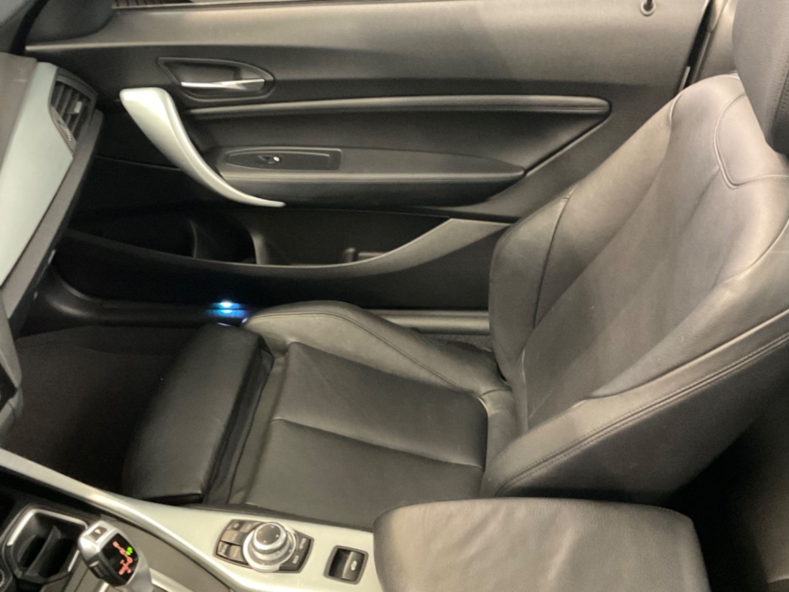 BMW 220 i Cabrio Aut. M Sport-Paket ,Xen,Navi,Leder foto 9