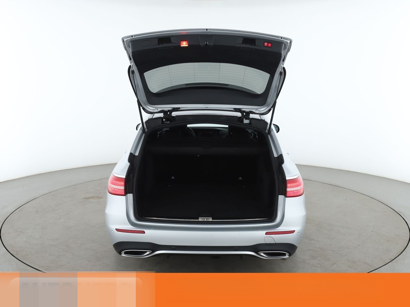 Mercedes-Benz E 300 d T AMG Line Aut.*NAVI*LED*ACC*PANO*360° foto 17