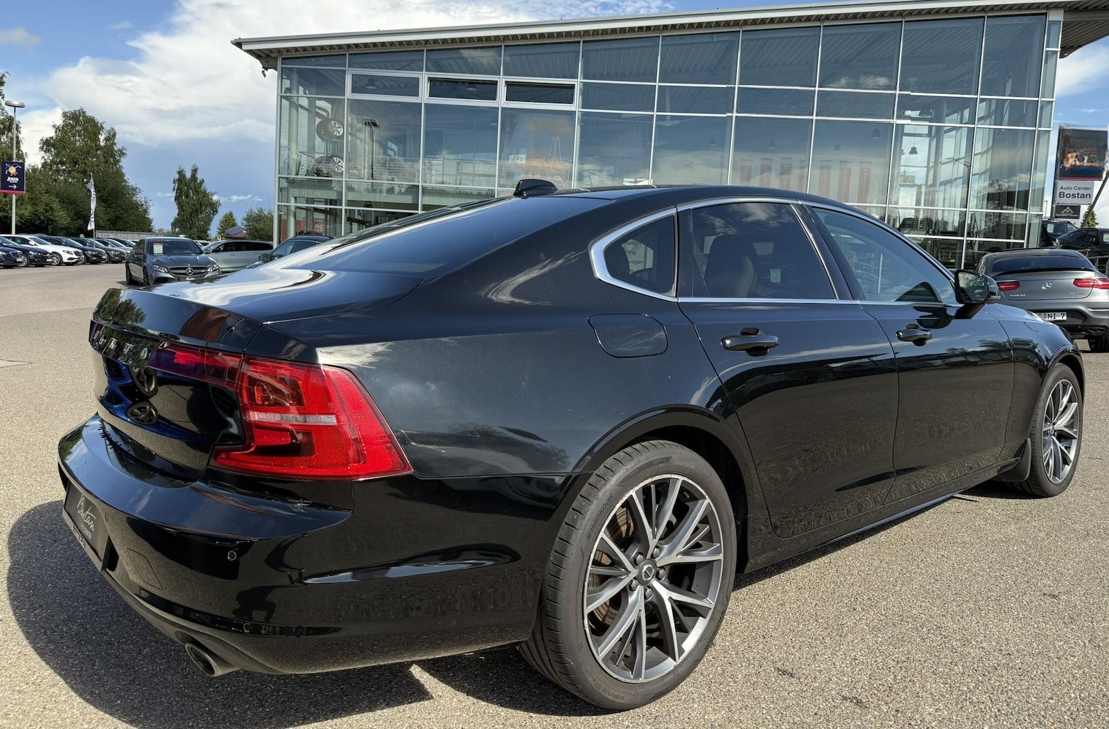 Volvo S90 MOMENTUM AWD/HEAD UP/BUSINESS.PRO/LEDER foto 4
