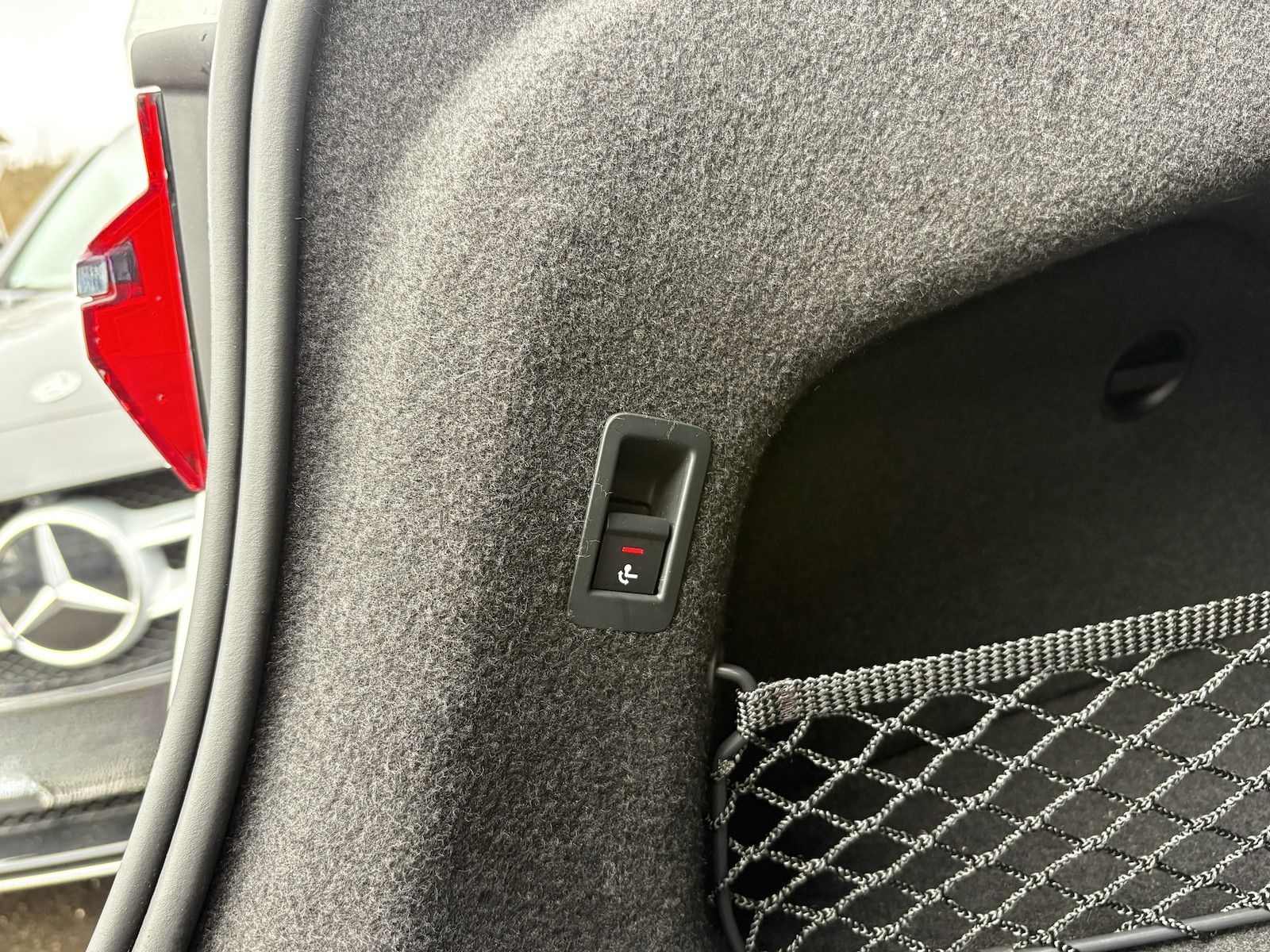 Audi A6 40 TDI BASIS/DSP/AHK/KLIMA/LED/DAB/SHZ/1.HAND foto 23