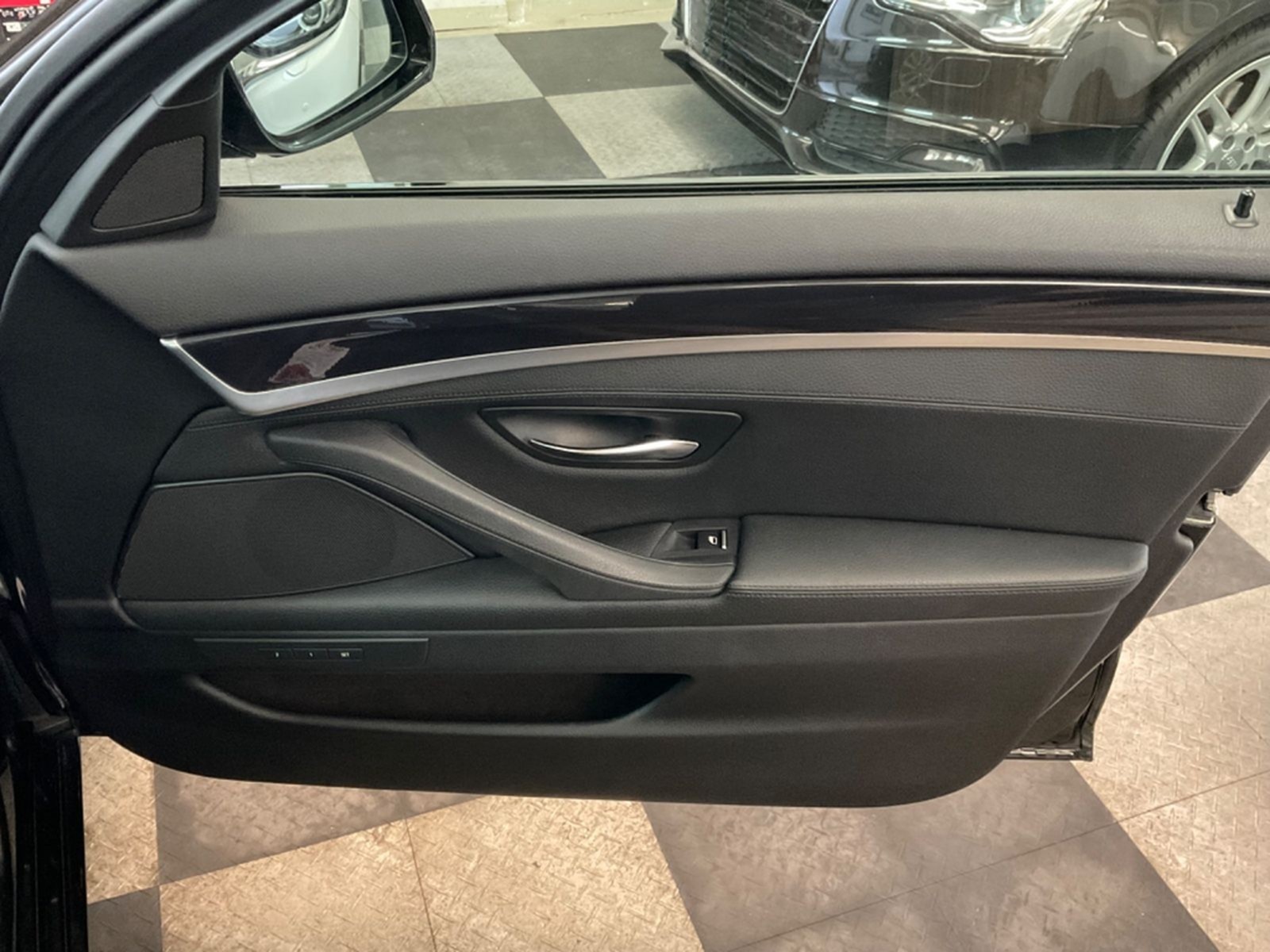 BMW 530da Touring ,Pano,LED,Nav,Leder foto 18