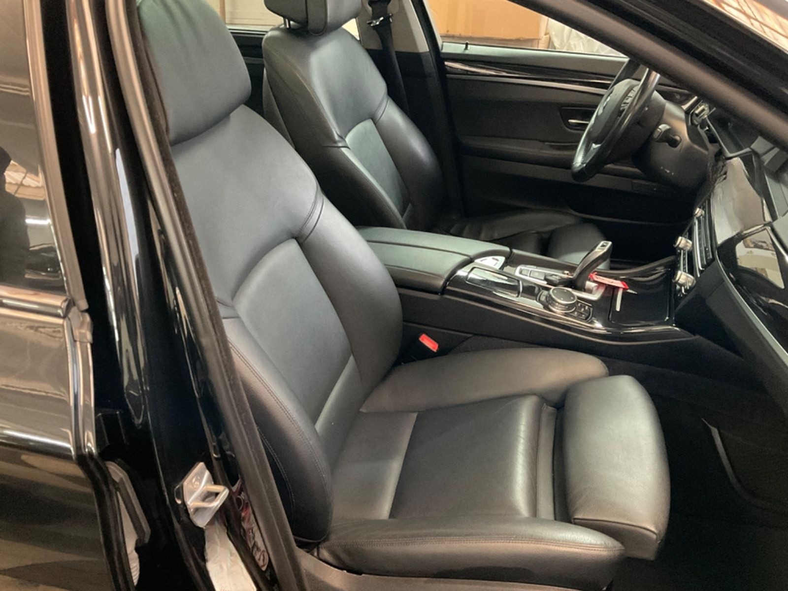 BMW 530da Touring ,Pano,LED,Nav,Leder foto 20