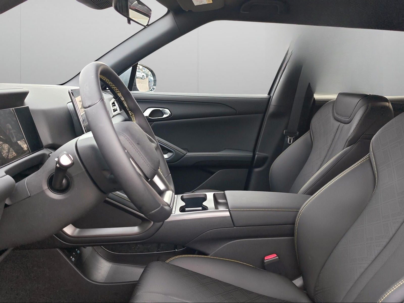 BYD ATTO 2 DM-i Boost*PHEV-Förderung bis zu 4500 € foto 4