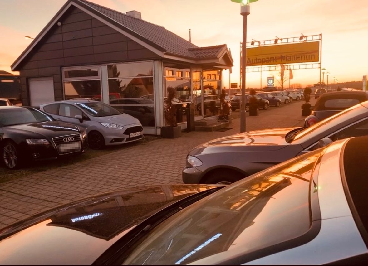 Volkswagen Golf 1.5 TSI Life *1. HAND*LED*SHZ*PDC*TEMPOMAT* foto 18