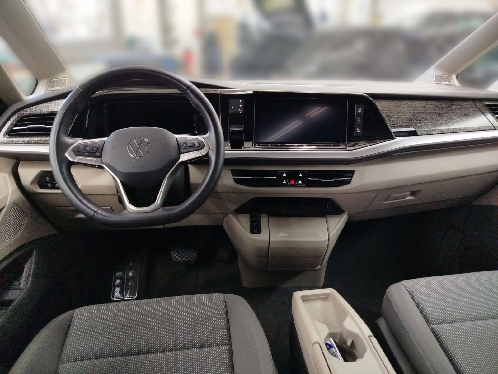 Volkswagen Multivan T7 1.4 Multivan TSI DSG eHybrid Energet foto 12