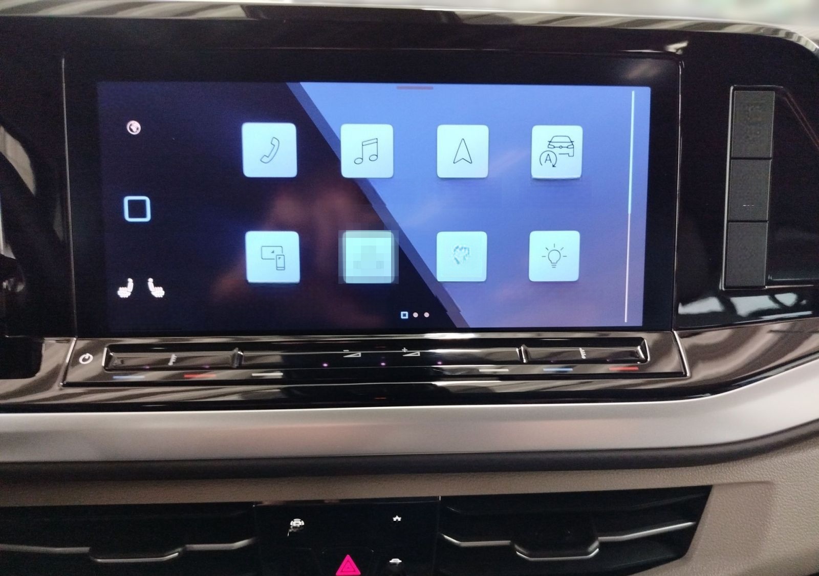 Volkswagen Multivan T7 1.4 Multivan TSI DSG eHybrid Energet foto 10