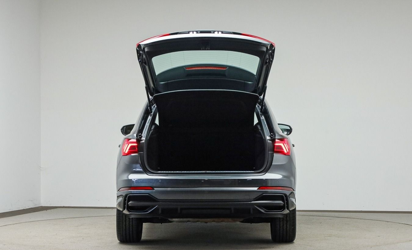 Audi Q3 S line black 45 TFSI qu. Assist, Navi, Sound foto 6