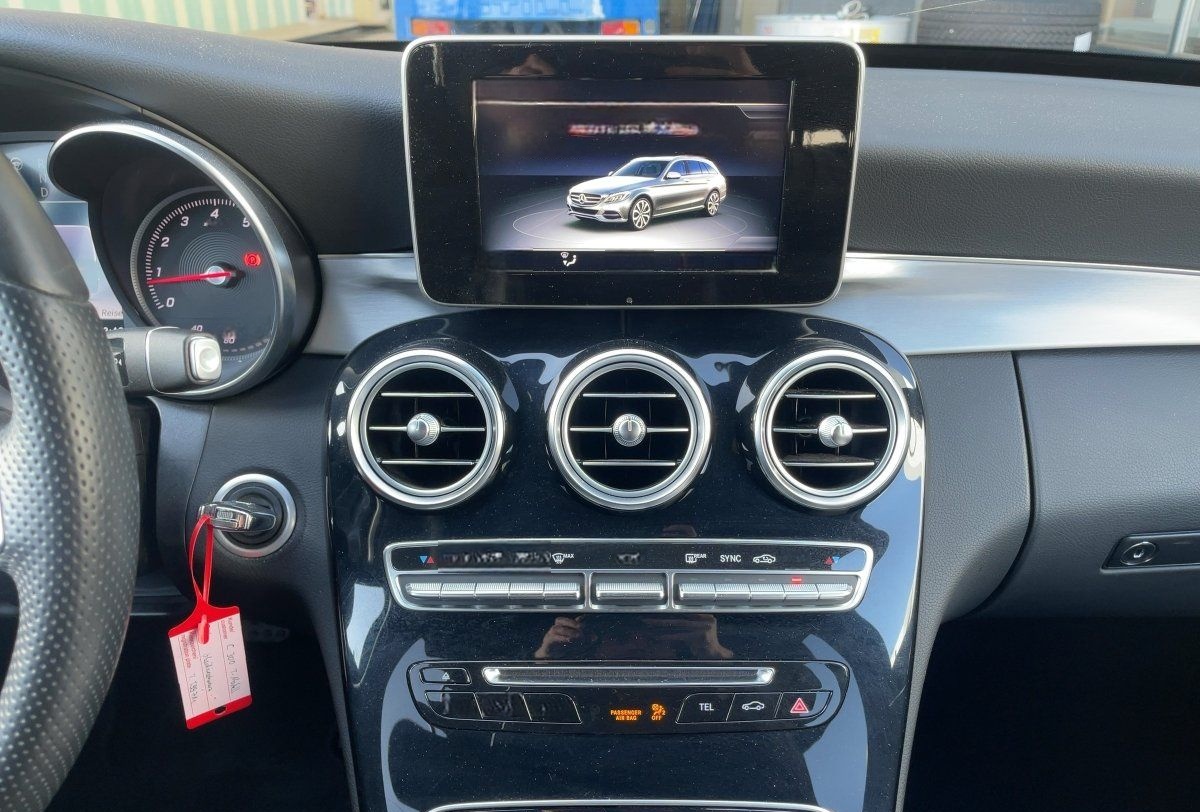 Mercedes-Benz C 300 T-Modell AMG/LED/Distronic/Kamera foto 11