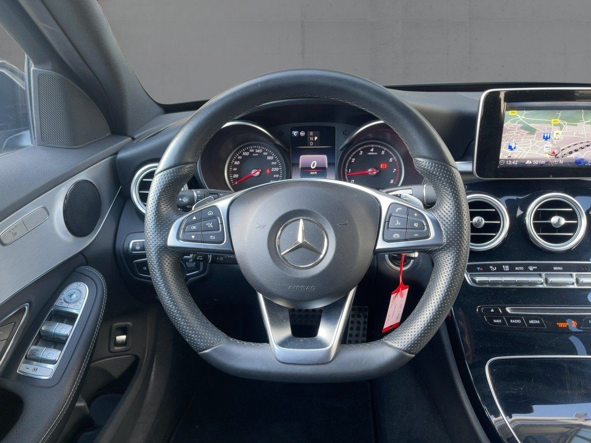 Mercedes-Benz C 300 T-Modell AMG/LED/Distronic/Kamera foto 10