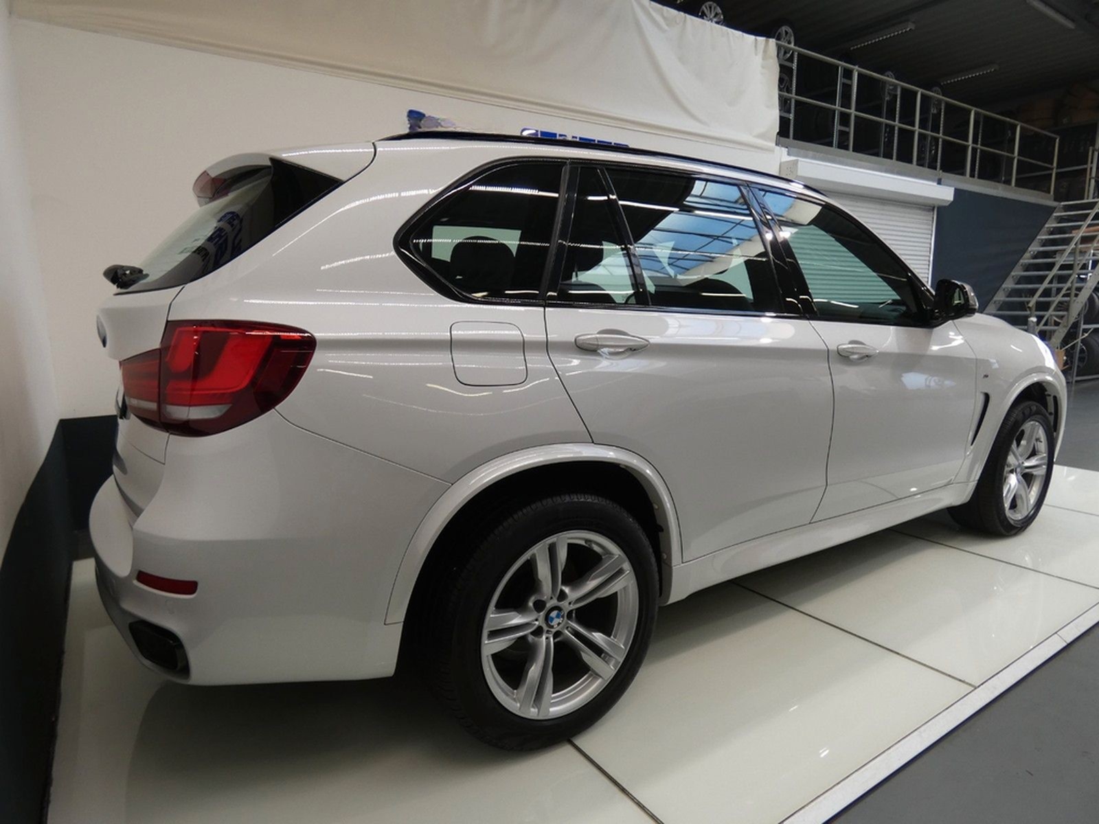 BMW X5 M50d*NaviProf*HUD*LED*Panorama*Leder*LM foto 6