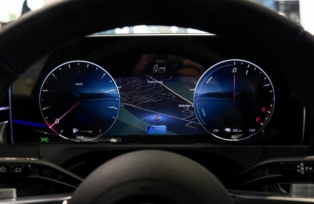 Mercedes-Benz E 300 de T-Modell mit EQ Hybrid Technologie AMG foto 10