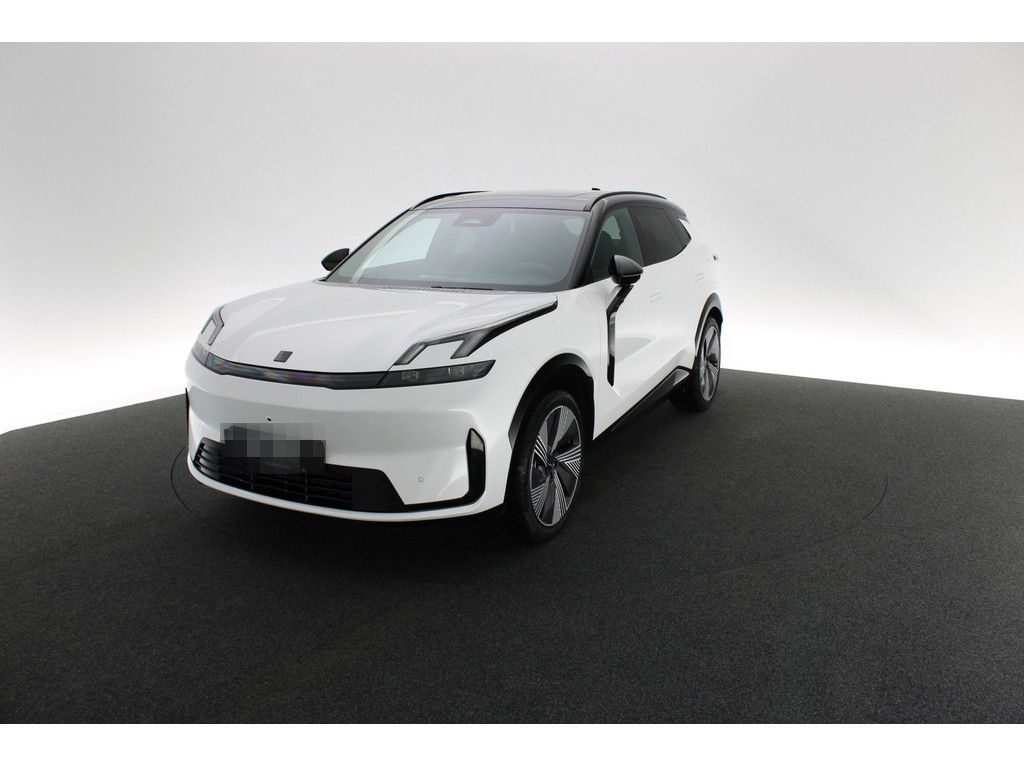 Lynk&Co 08 More KAMERA ACC SITZBELÜFTUNG AKTIVSITZE PANO foto 12