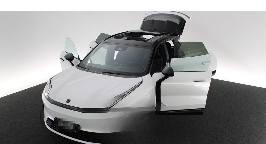 Lynk&Co 08 More KAMERA ACC SITZBELÜFTUNG AKTIVSITZE PANO foto 24