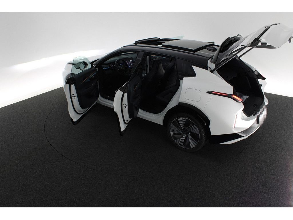 Lynk&Co 08 More KAMERA ACC SITZBELÜFTUNG AKTIVSITZE PANO foto 25