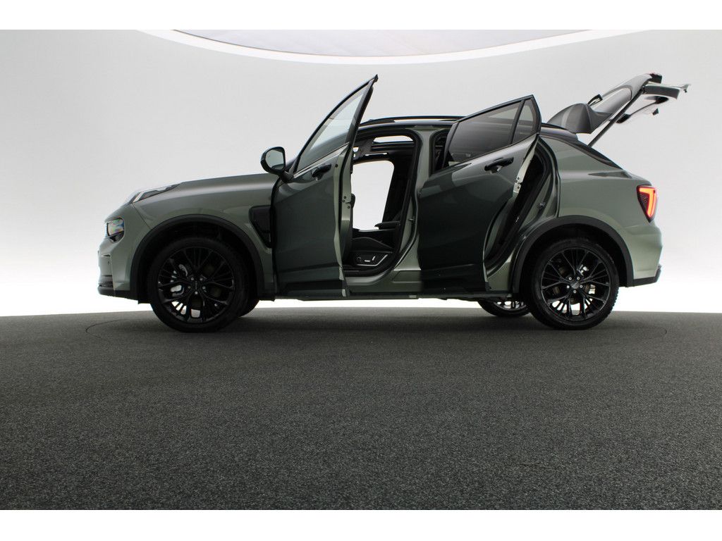 Lynk&Co 01 More foto 16