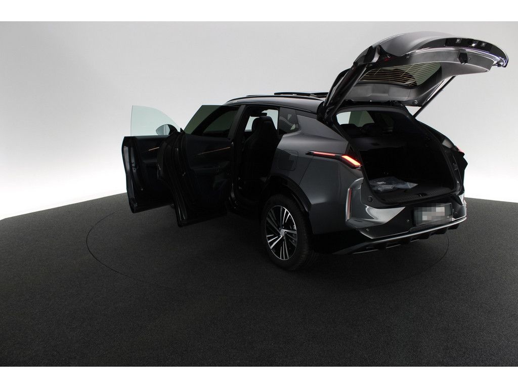 Lynk&Co 08 Core foto 22