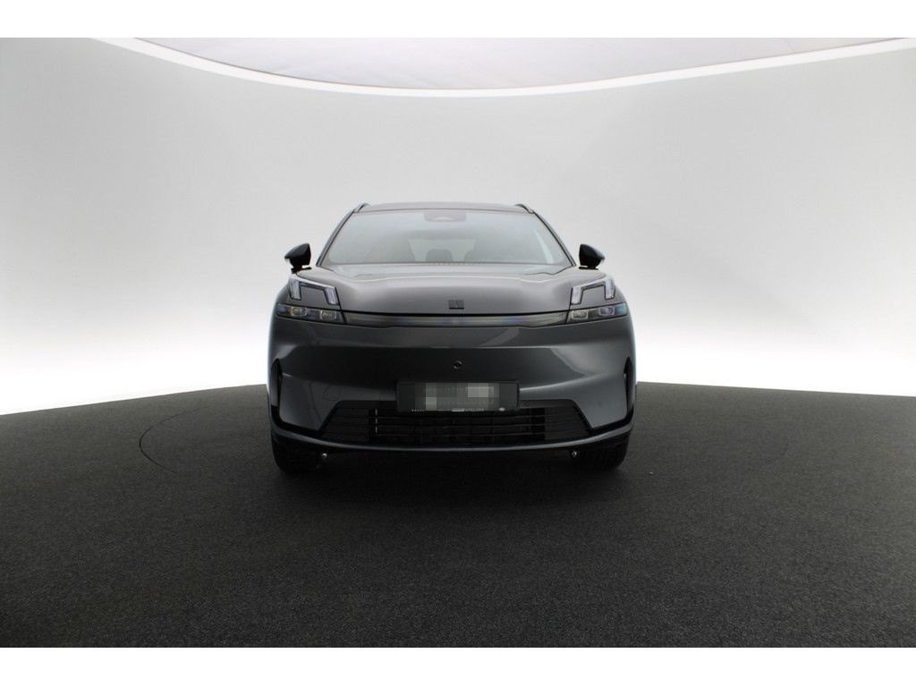 Lynk&Co 08 Core foto 8