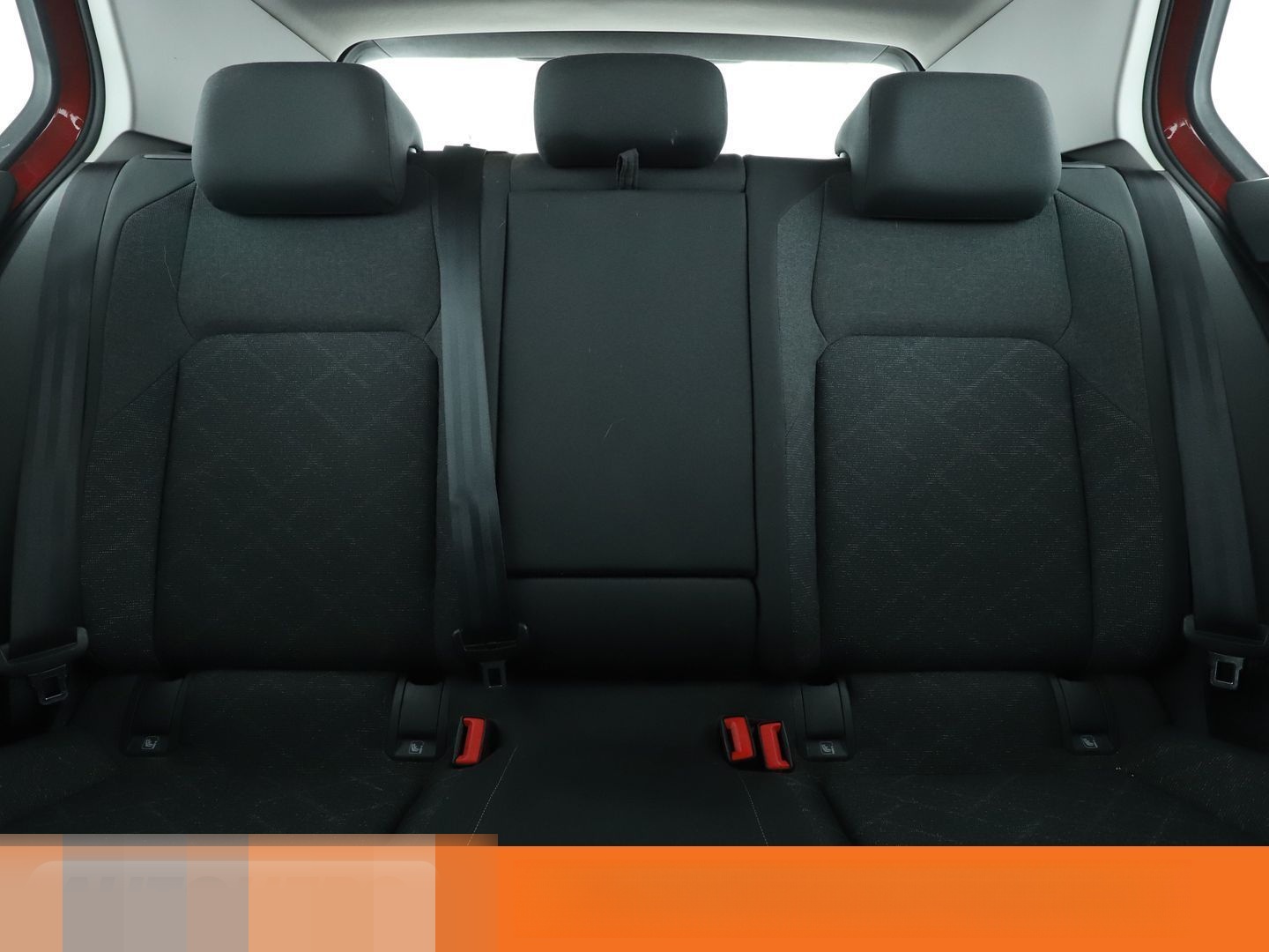 Volkswagen Golf VIII 1.0 TSI Life*LED*ACC*PDC*LANE*KLIMA* foto 16