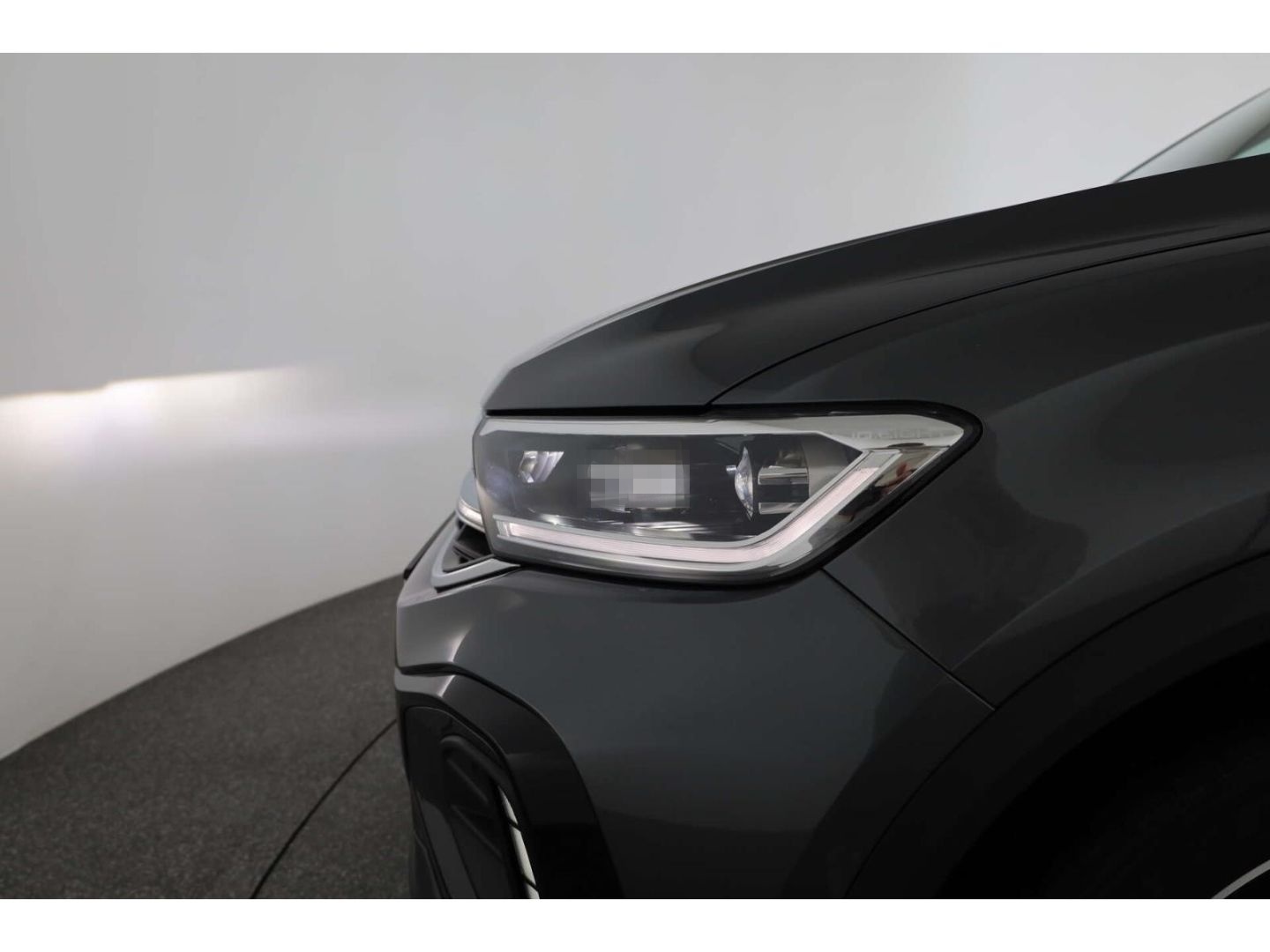 Volkswagen T-Roc 1.5 TSI R-Line DSG AHK/Matrix/RFK/NAV/SH foto 23