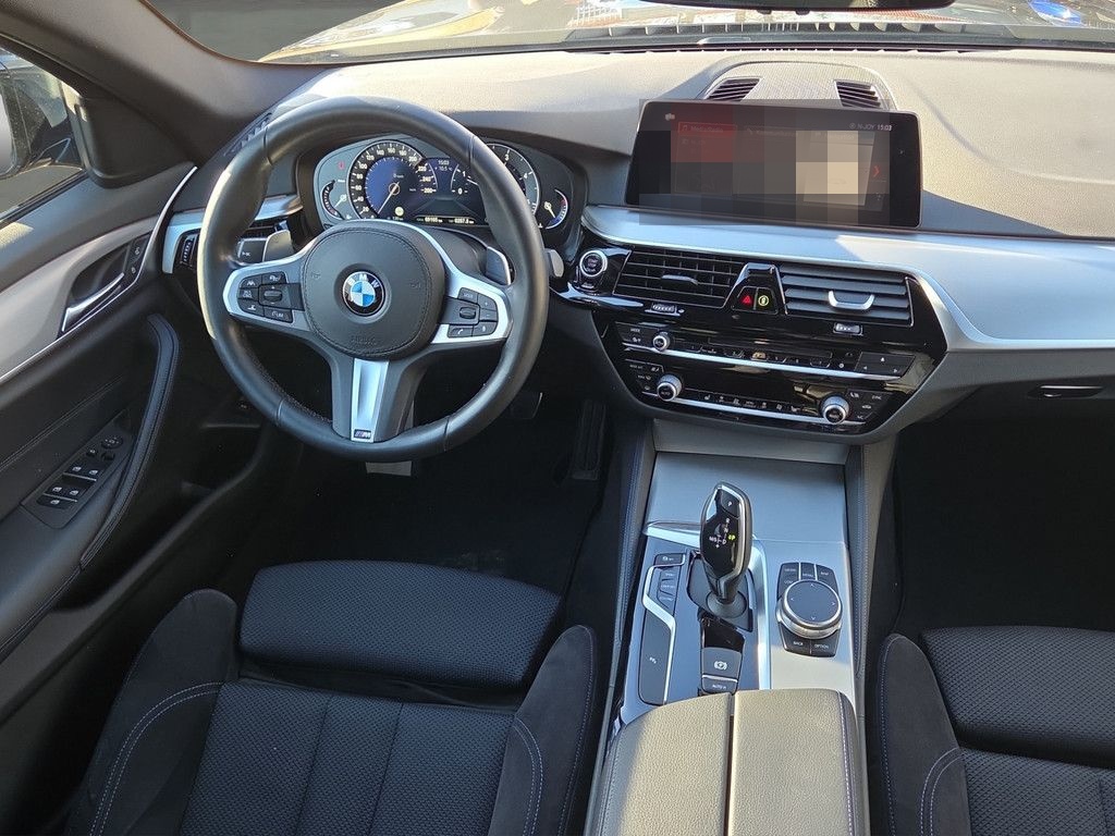 BMW 520d T. M-SPORT LED NAVI ACC KAMERA PDC 18" AHK foto 7