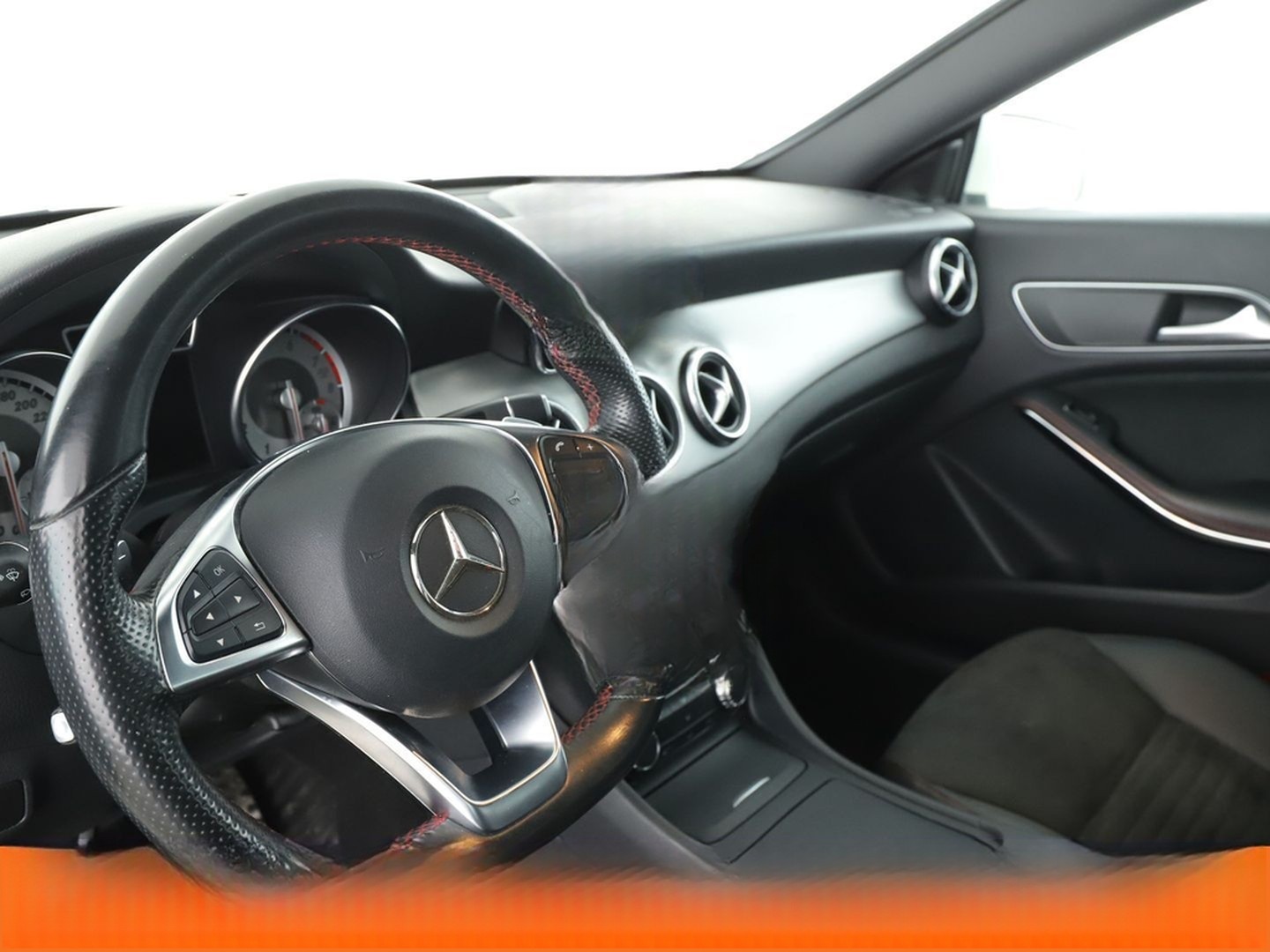 Mercedes-Benz CLA 180 AMG Line Aut.*XENON*NAVI*TEMPO*CAM*PDC* foto 11