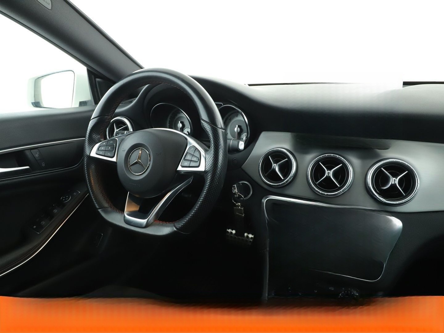 Mercedes-Benz CLA 180 AMG Line Aut.*XENON*NAVI*TEMPO*CAM*PDC* foto 13