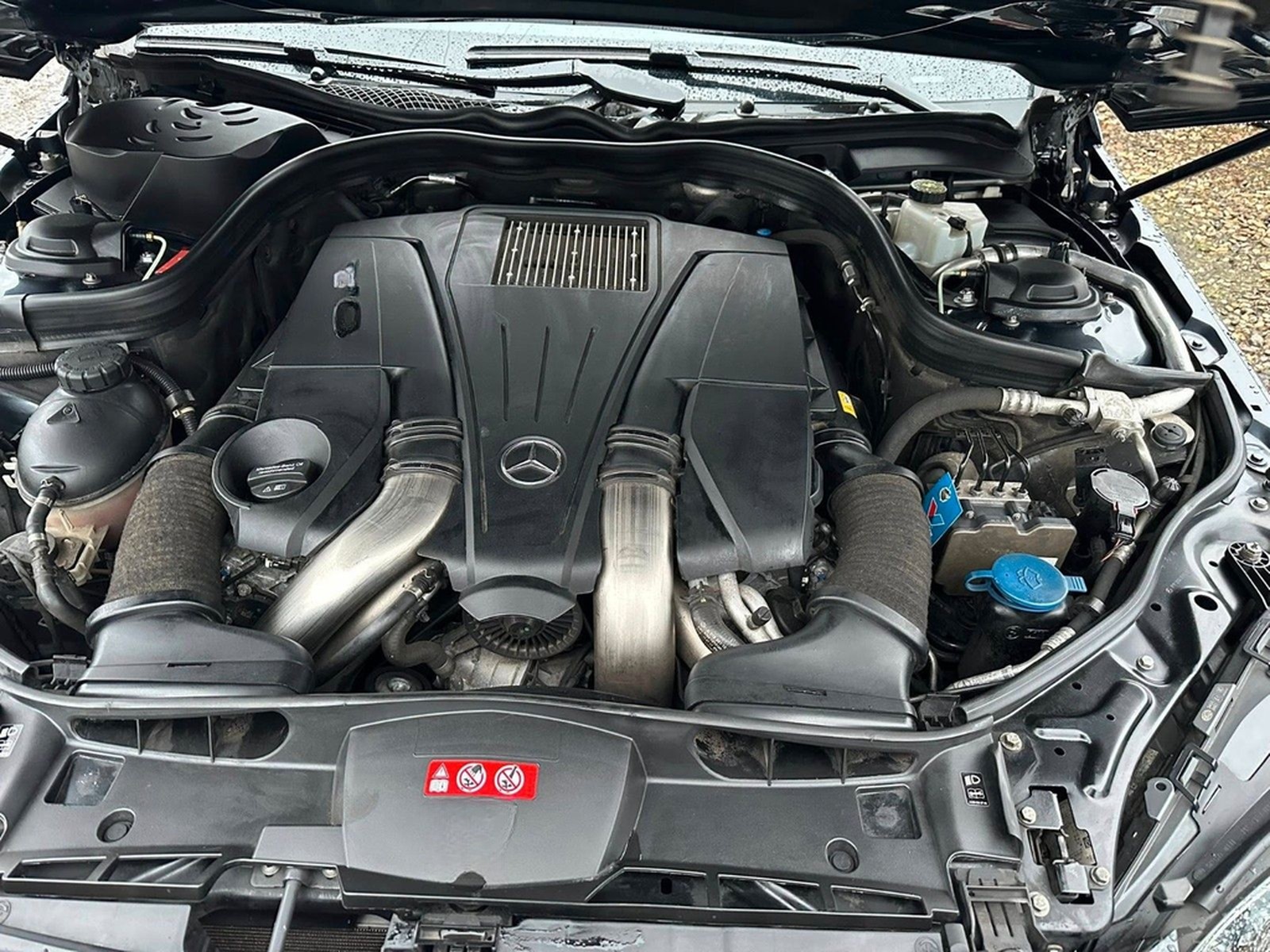 Mercedes-Benz E 500 T AMG Line foto 18