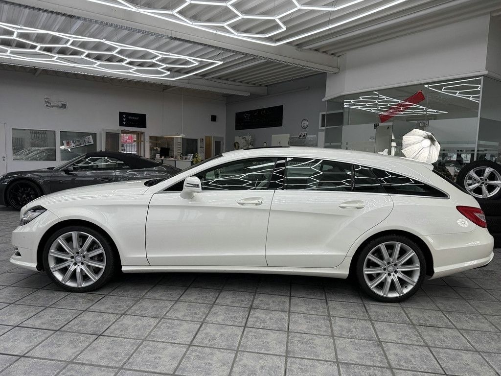 Mercedes-Benz CLS 500 Shooting Brake V8 4Matic AMG-Line, Voll! foto 2
