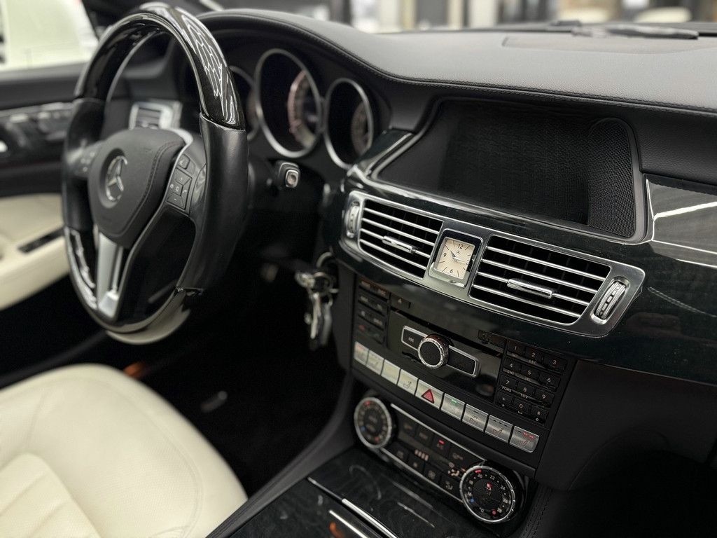 Mercedes-Benz CLS 500 Shooting Brake V8 4Matic AMG-Line, Voll! foto 20
