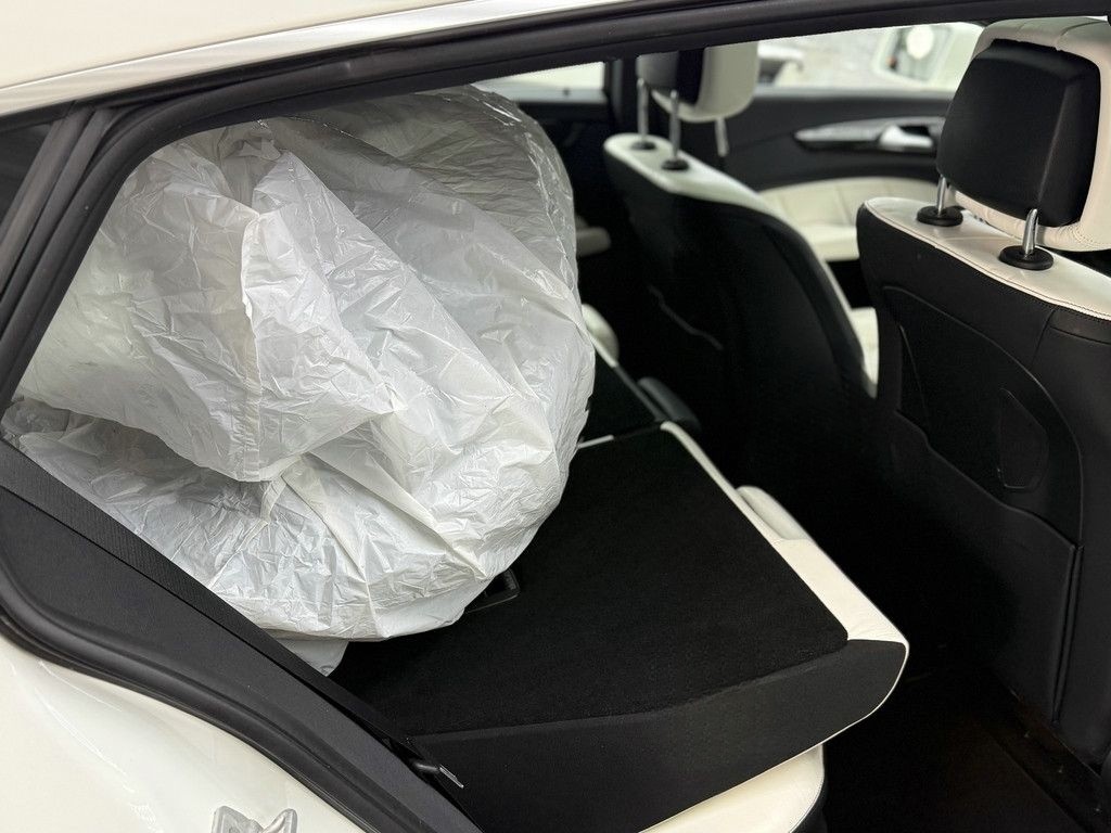 Mercedes-Benz CLS 500 Shooting Brake V8 4Matic AMG-Line, Voll! foto 22