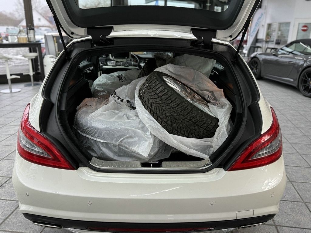 Mercedes-Benz CLS 500 Shooting Brake V8 4Matic AMG-Line, Voll! foto 4