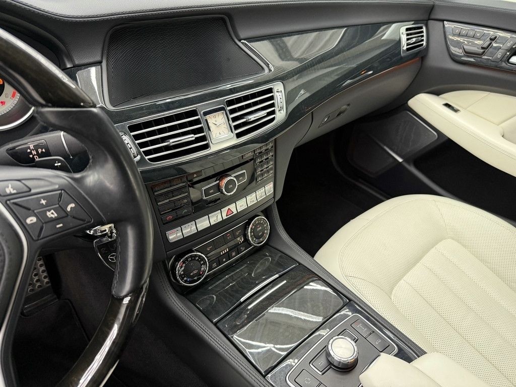 Mercedes-Benz CLS 500 Shooting Brake V8 4Matic AMG-Line, Voll! foto 9