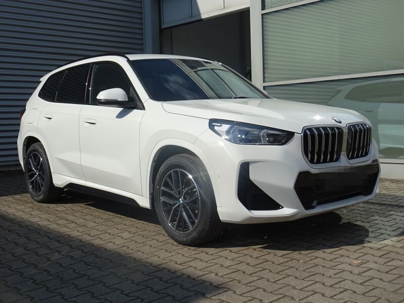 BMW X1 sDrive20i M Sportpaket foto 2
