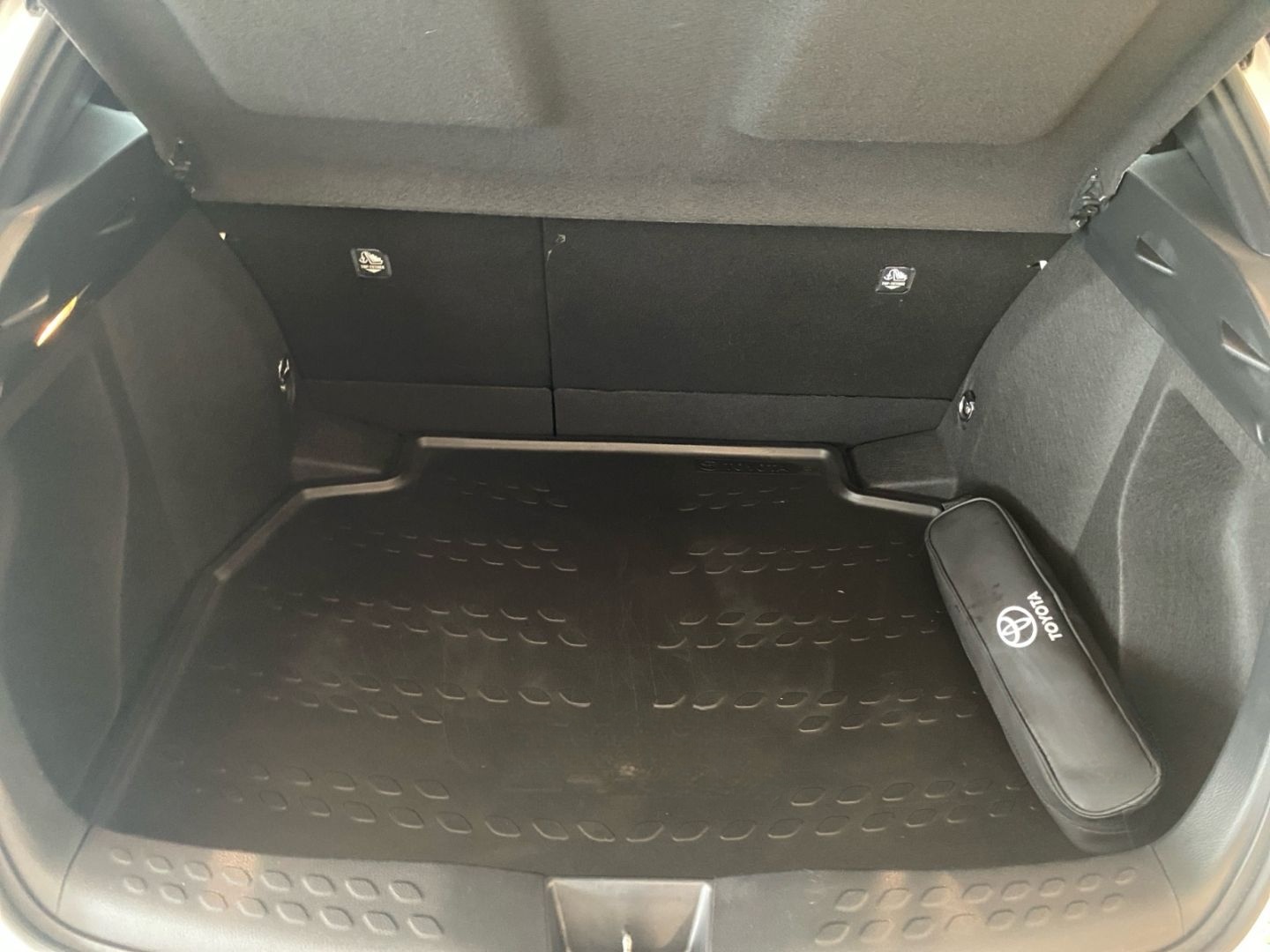 Toyota C-HR 1.8 Hybrid Flow *LED*ACC*Kamera*CarPlay*DAB foto 18