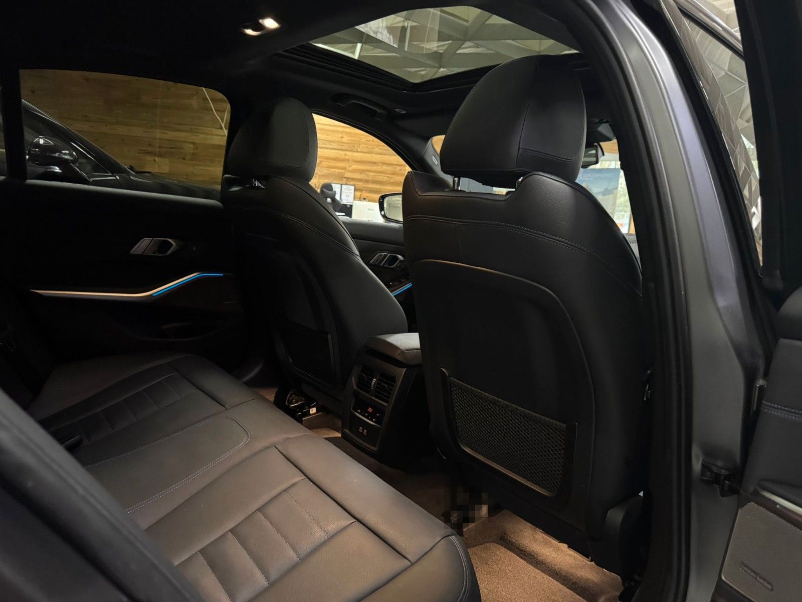 BMW 330e M Sport PANO+PROF+LASER+HUD+SHZ+AHK foto 11