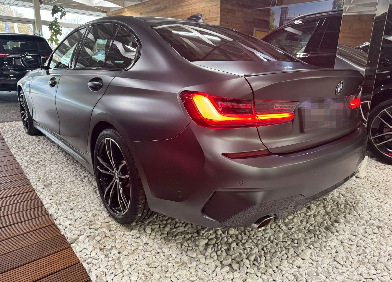 BMW 330e M Sport PANO+PROF+LASER+HUD+SHZ+AHK foto 6